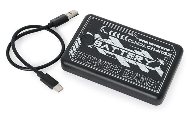 専用モバイルバッテリーと充電ケーブル