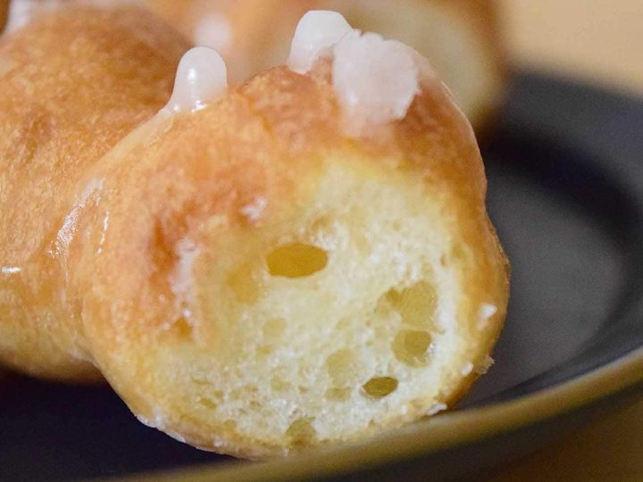 生地はもちもちとした弾力のある食感