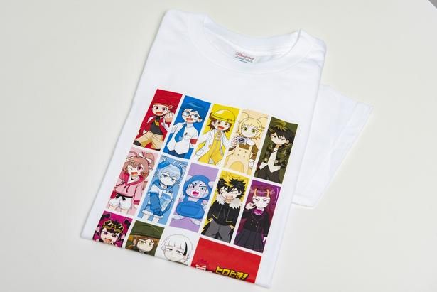 個性豊かなキャラクターが勢ぞろいした、集合柄のTシャツ
