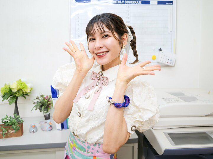 【写真・画像】「カナちゃんに感情移入して視聴したくなる」ファイルーズあい＆東内マリ子が語る、TVアニメ『株式会社マジルミエ』の魅力 4枚目