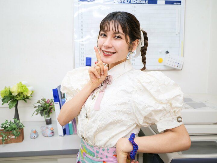 【写真・画像】「カナちゃんに感情移入して視聴したくなる」ファイルーズあい＆東内マリ子が語る、TVアニメ『株式会社マジルミエ』の魅力 2枚目