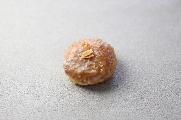 【大阪府大阪市】オフィス街でほっと一息。国産素材の「STANDARD DONUTS」が堺筋本町に3号店をオープン