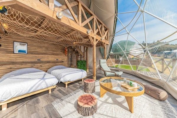 【群馬県渋川市】赤城まつりの花火観覧や夏休み旅行に。「GLAMPING HILLS AKAGI」が多彩な宿泊プランを販売