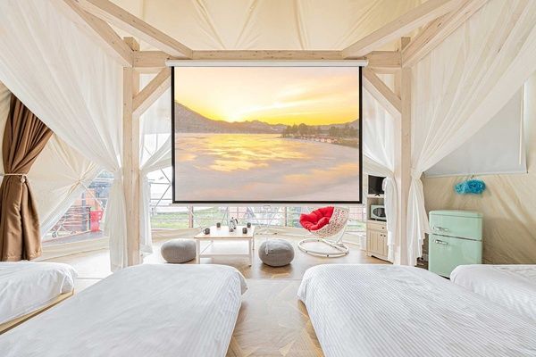 【群馬県渋川市】赤城まつりの花火観覧や夏休み旅行に。「GLAMPING HILLS AKAGI」が多彩な宿泊プランを販売