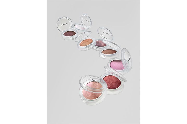 グロー プレイ バウンシー ハイライター（全7色）／￥5,060（税込み）