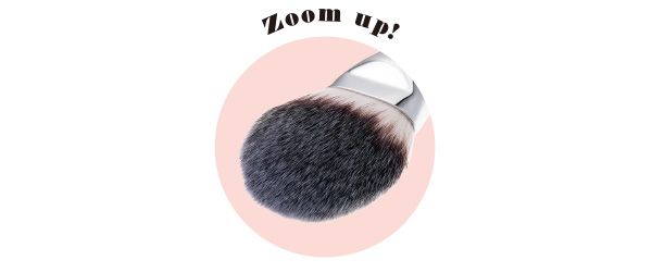 パウダーファンブラシ／Zoom up！