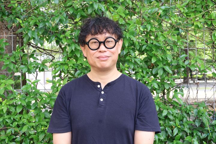岡田利規 クランクイン！ 写真：嶋田真己 width=