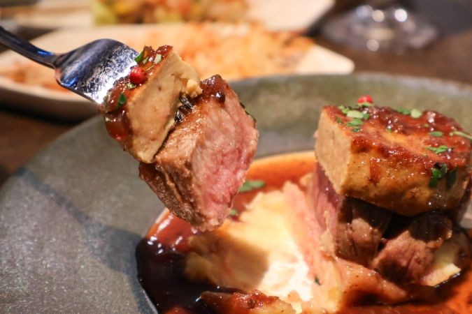 大衆酒場 フレンチマン 天神店 フォアグラのステーキ