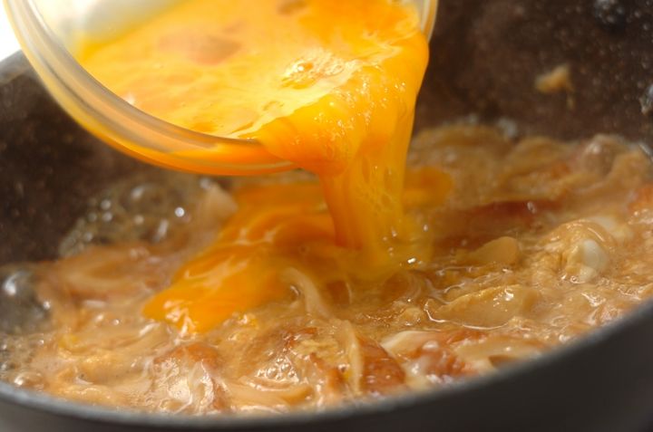 卵料理のレパートリー増やそう ちくわの卵とじの作り方2