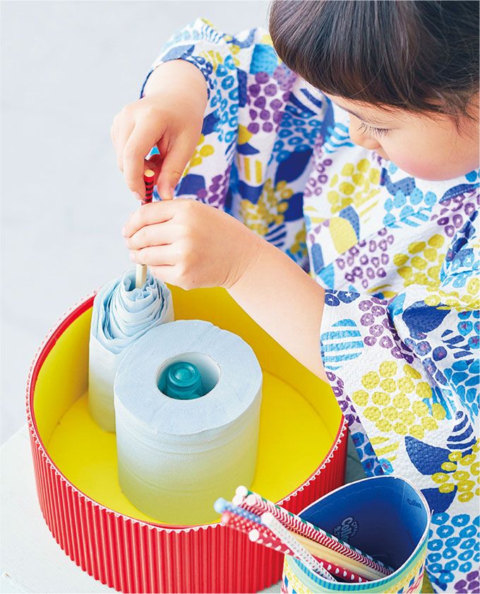 【トイレットペーパーで簡単工作】おうちで楽しむ夏祭り♪ ぐるぐる、まきまき「わたあめ」を作ろう！の画像1