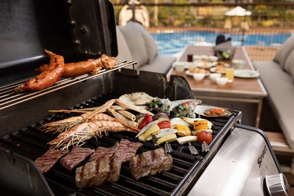 【宮崎県宮崎市】「フェニックス・シーガイア・リゾート」の夏限定BBQ！シーンに合わせて選べる3プラン