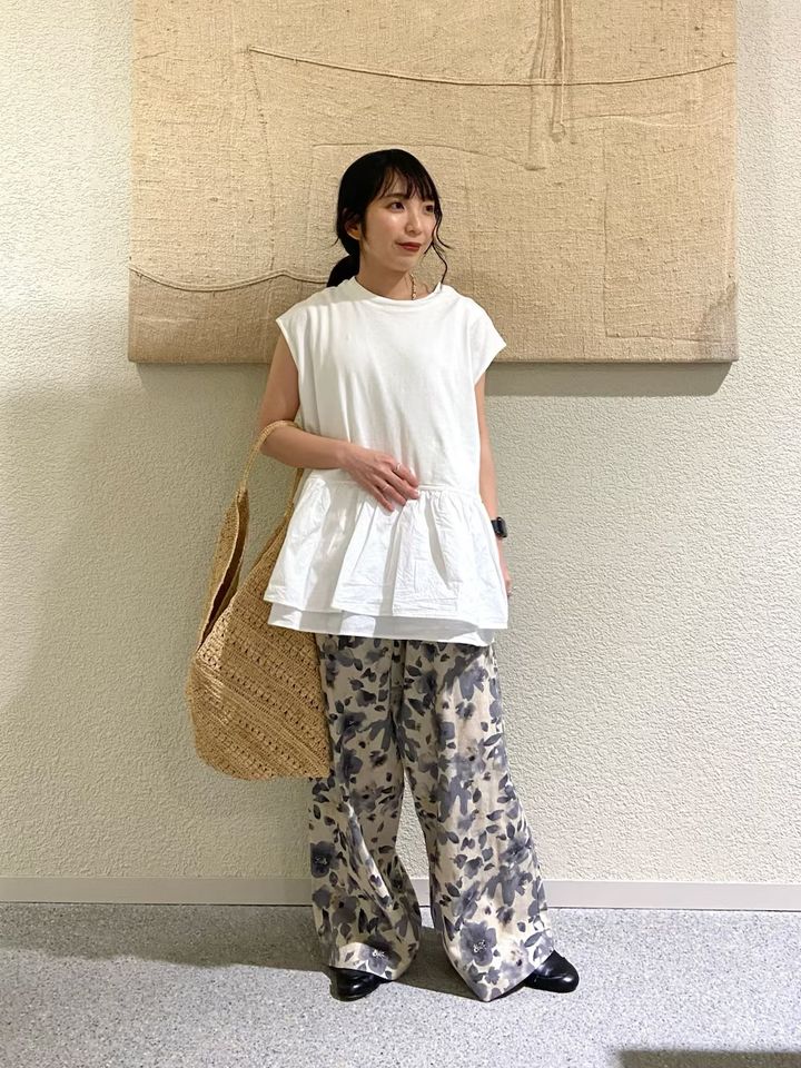 肩にかけられるビッグサイズが便利