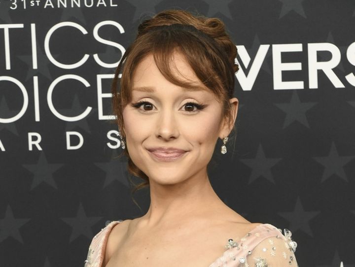 アリアナ・グランデ、活動休止について自ら説明 休養は前からの計画 （C）AFLO width=