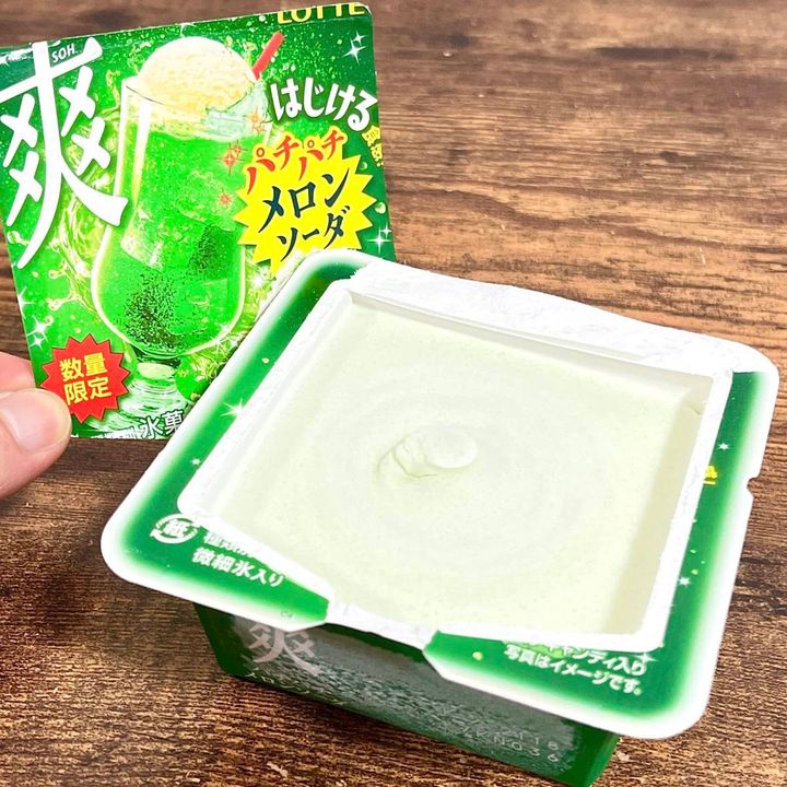 ロッテの「爽 パチパチメロンソーダ」