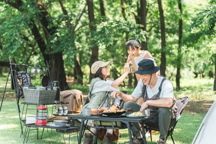 お金をかけずに子どもを楽しませるコツは？（画像はイメージ）