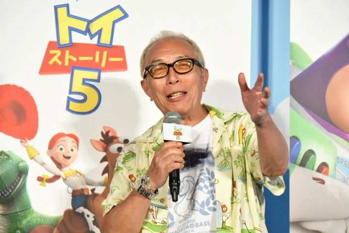 所ジョージが笑顔でコメント