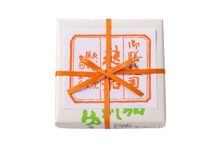 〈麩嘉〉の麩まんじゅうの包装紙