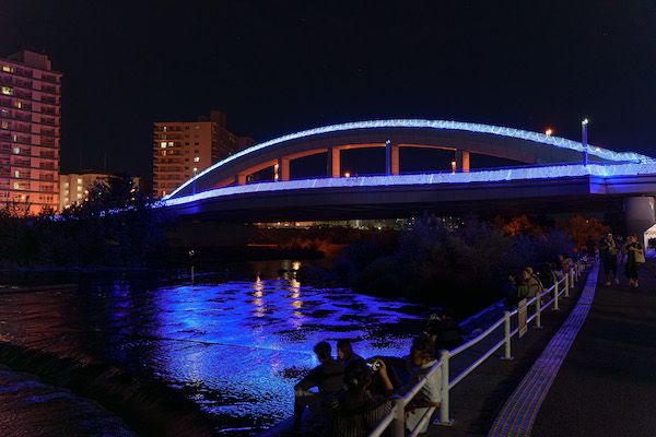 【北海道札幌市】札幌発の「川見」が豊平川で開催！川を眺め、せせらぎに耳を傾け過ごす夏のひととき