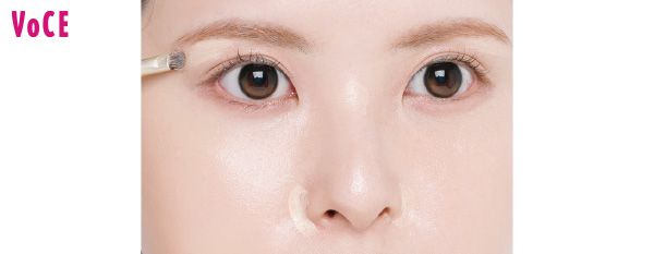 小ブラシでスポット的な明るさを