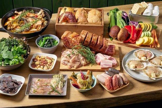 甲州ワインビーフをはじめ、地元の食材をふんだんに使用したミールキット