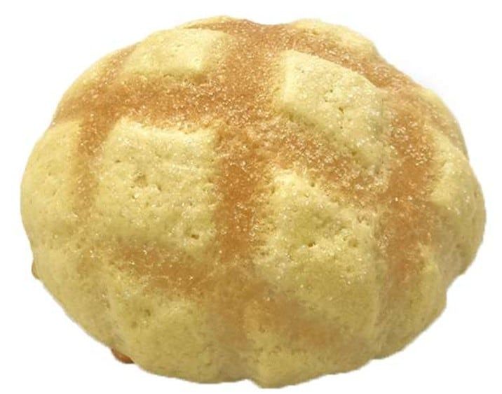 セブンカフェベーカリー「お店で焼いたふんわりメロンパン」 （画像：https://prtimes.jp/main/html/rd/p/000000377.000155396.html）