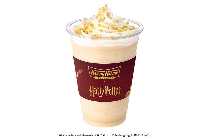 クリスピー フローズン 金のスニッチ ラテ／￥734（イートイン￥748）※税込み