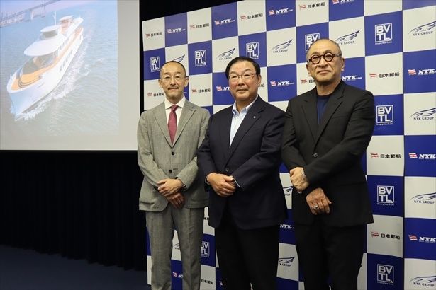 株式会社タイソンズアンドカンパニーの寺田心平さん(写真左)、日本郵船の曽我貴也社長(写真中央)、株式会社ワンダーウォール代表でインテリアデザイナーの片山正通さん(写真右)