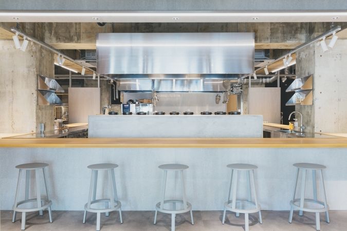 赤坂明徳 米Lab店内