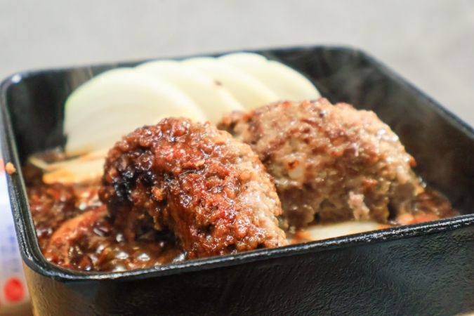 赤坂明徳 ハンバーグ