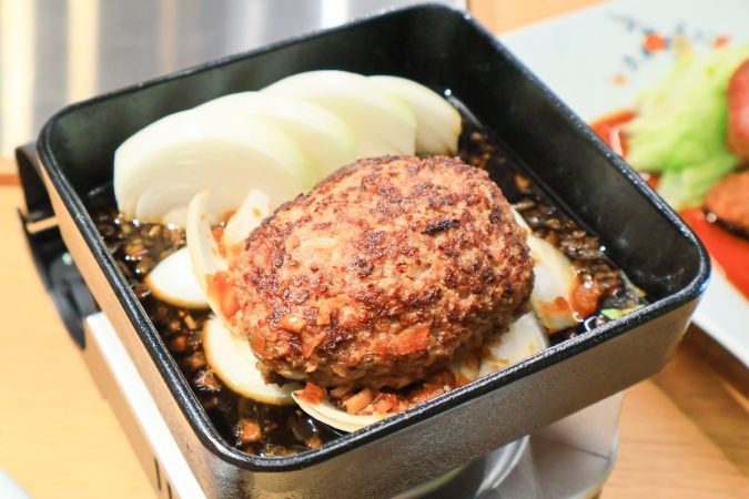 赤坂明徳 ハンバーグ