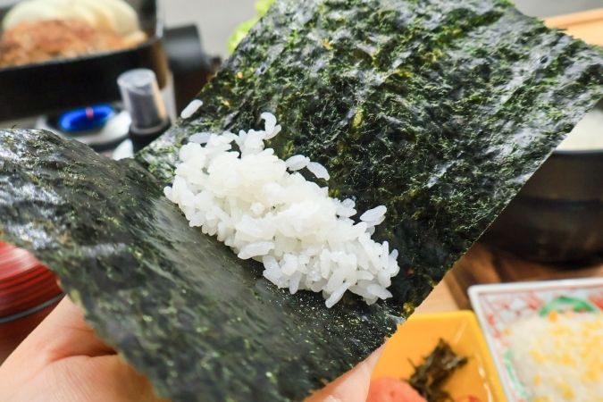赤坂明徳 海苔に巻いて
