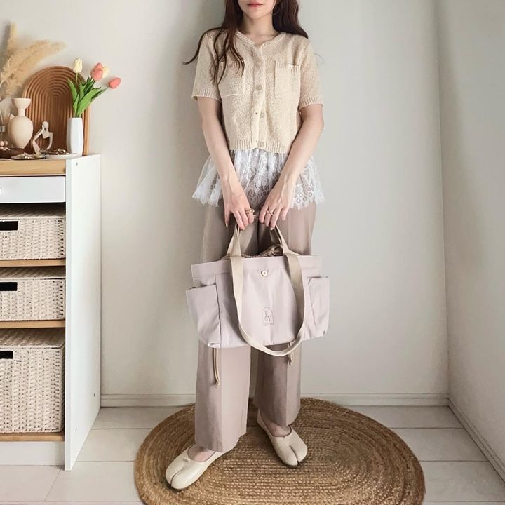画像: 淡色コーデに合わせて統一感アップ
