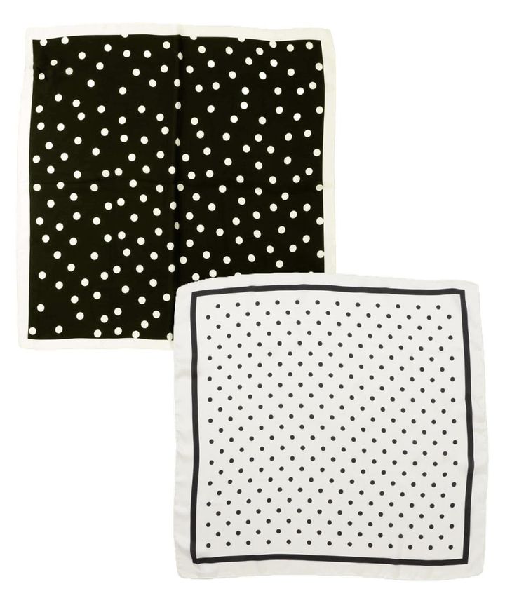 画像: アソートパターンスカーフ（ドット、ホワイトドット）各¥2,090（ともにスメリー） 出典：スメリー