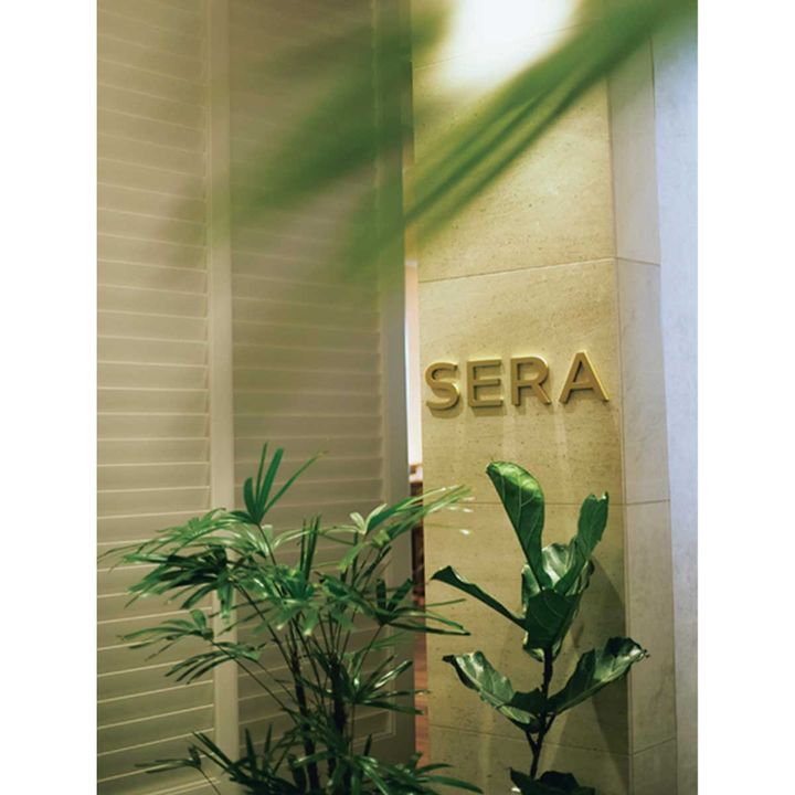 ルネッサンス・ホノルル・ホテル＆スパ1階のレストラン「SERA」