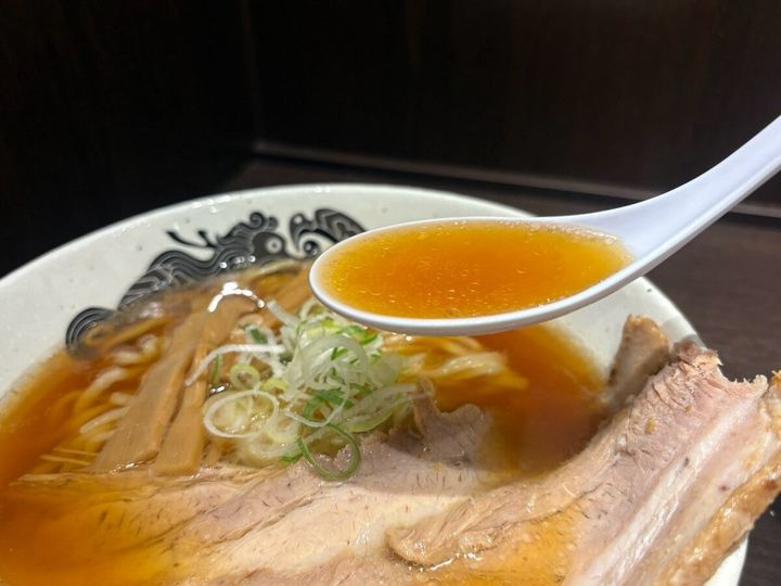 食堂はせ川 大判チャーシュー醤油らーめん