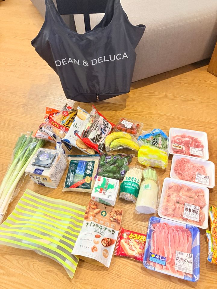 おすすめポイント③スーパー買い出しでかなり購入しても入る大きさ！