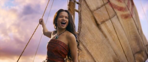 モアナ役は、奇跡の歌声を持つ18歳の新⼈キャサリン・ランガイア [c]2026 Disney Enterprises, Inc. All Rights Reserved.