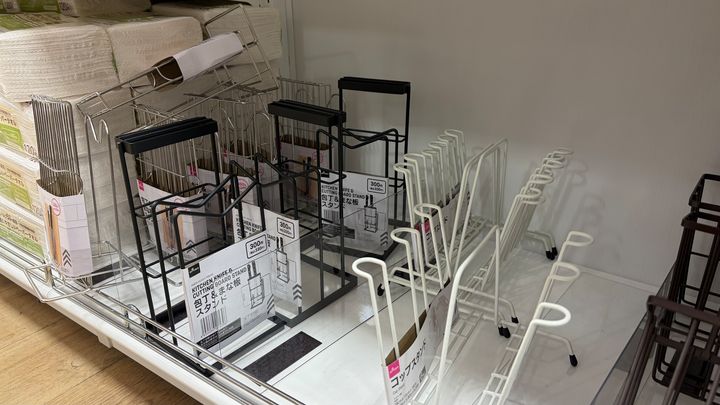 100均の包丁スタンドを買ってみた！ダイソーの2商品をレビュー【セリア・キャン★ドゥも調査】