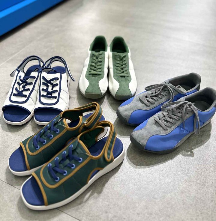 画像: 【GU】スニーカーサンダルST 各¥2,990、ナイロンコンビネーションフラットソールスニーカー ST 各¥2,990 www.gu-global.com