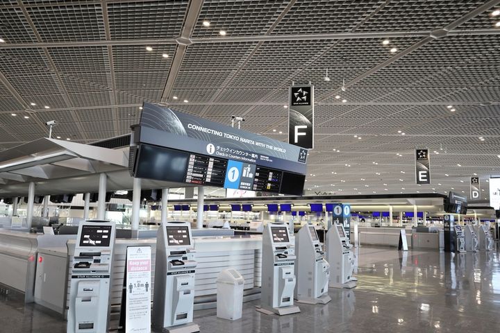 空港ロビー