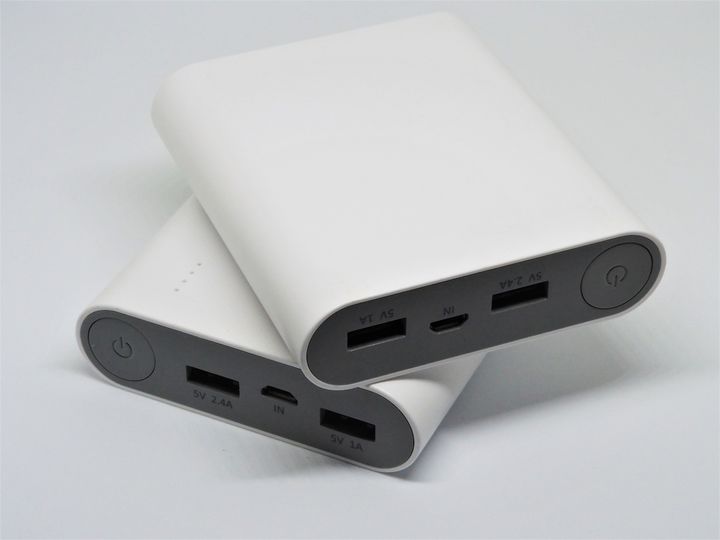 モバイルバッテリー