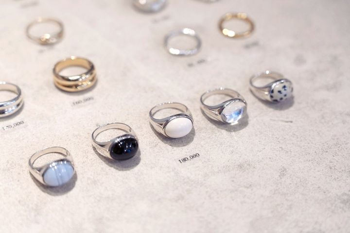 「ストーンリング」W18万〜