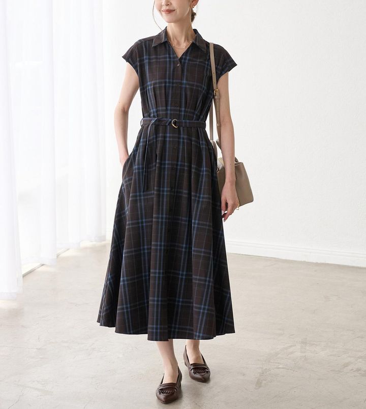 画像: ウエストタックチェックアソートワンピース（ブルー系）¥7,997 出典：ロペピクニック
