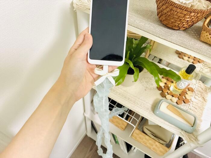 SNSで話題【キャンドゥ】1.45mの細長～い『専用ソックス』の正体は？通して結んでみたら…生活感が消えました♡