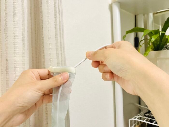 SNSで話題【キャンドゥ】1.45mの細長～い『専用ソックス』の正体は？通して結んでみたら…生活感が消えました♡
