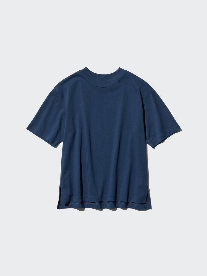 紺色のエアリズムコットンTシャツ