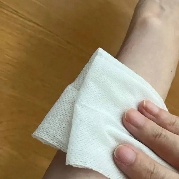DAISO(ダイソー)：ボディシート(-4℃、30枚、ビタミン)