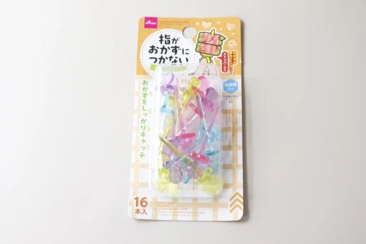 ダイソーの抗菌指がおかずにつかないピックスのパッケージ
