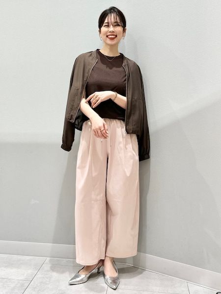 【GU】ジップアップで様になるシアーブルゾン