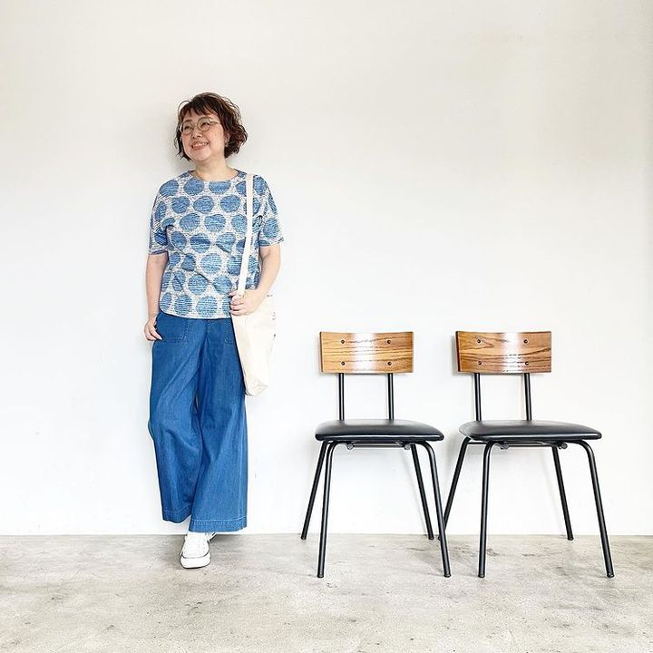 ワイドパンツ×Tシャツが夏のトレンド
